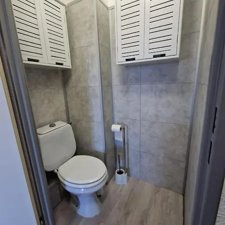 아파트 Cozy 1 Bedroom With A Seaview, Ac, Pool And Parking