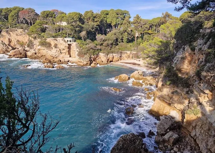 Apartment Cozy 1 Bedroom With A Seaview, Ac, Pool And Parking *